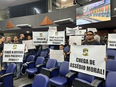 Policiais penais de RR se manifestam na Assembleia Legislativa ...