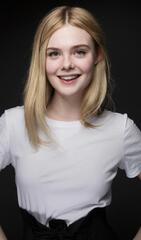 Elle Fanning (Elle Fanning Cute Photoshoot )