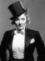 Marlene Dietrich, 1930