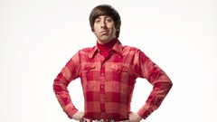 simon helberg, actor, shirt