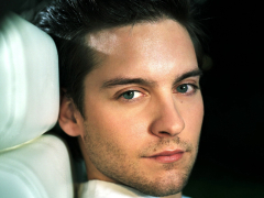 tobey maguire actor charming